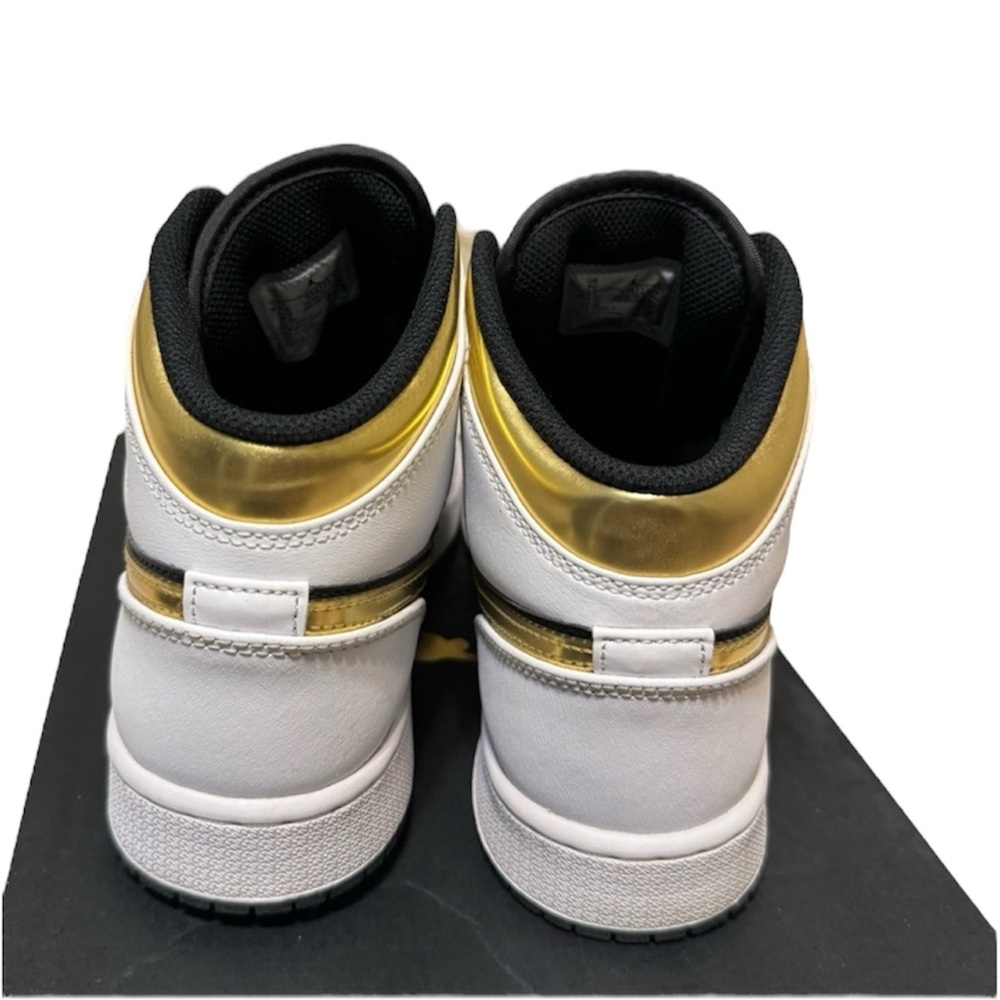 ❌SOLD❌Air Jordan 1 MID 🔥 - Picture 4 of 6